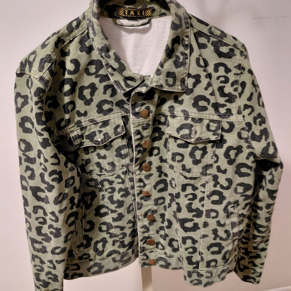 Taxi Jackets & Blazers - Leopard Print Women's Jean Jacket